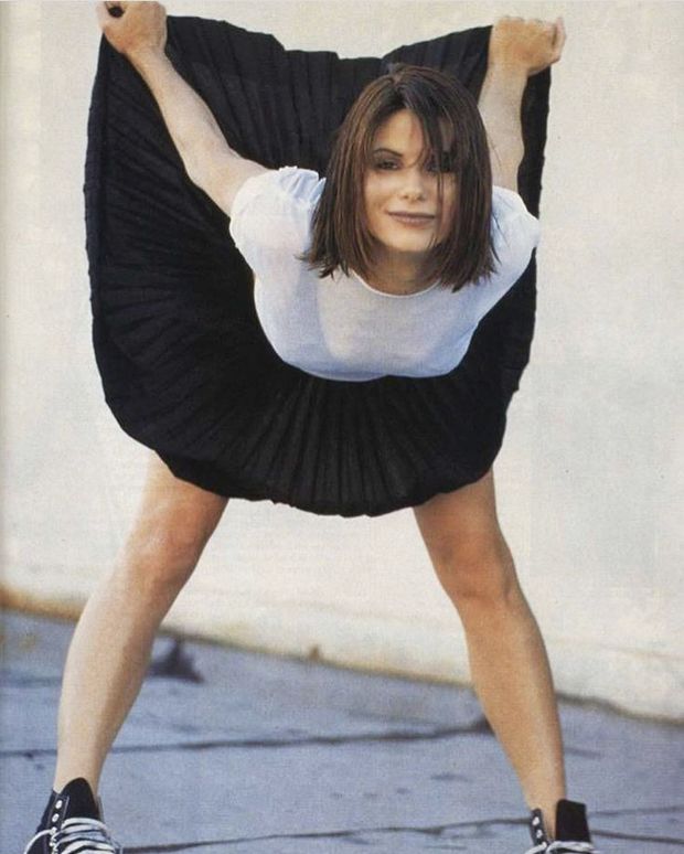 Sandra Bullock flashing everybody her ripe tight pussy