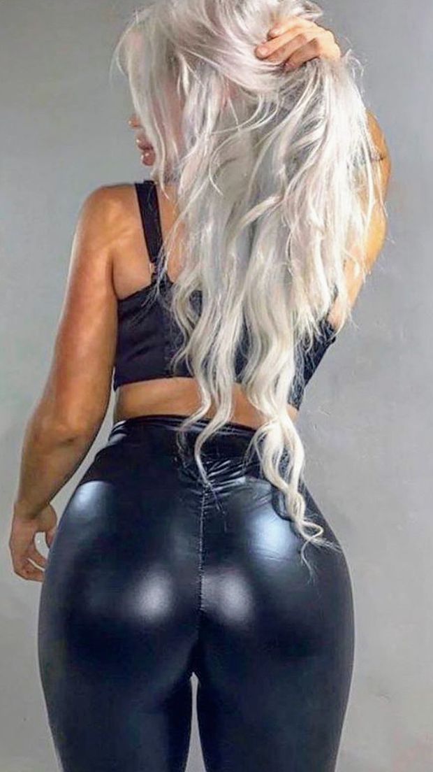 blonde librarian, has got the junk in her trunk