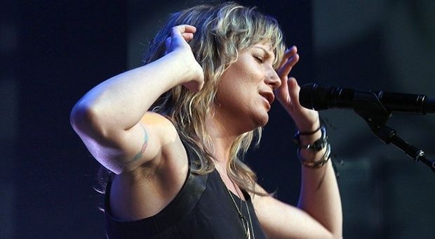 celebrity-armpits-1384-porn-pics-porn-gifs/10