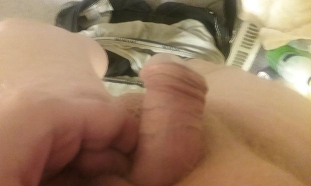 Hello i need tight hot wet pussy, tits and asshole as many as I can lay.