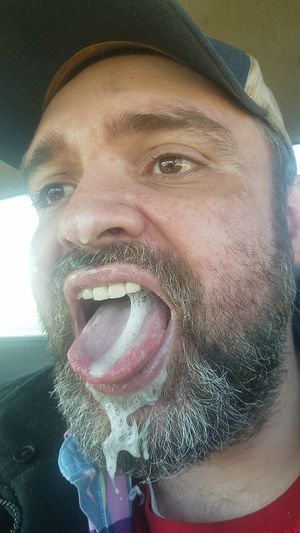 Beard cum tongue
