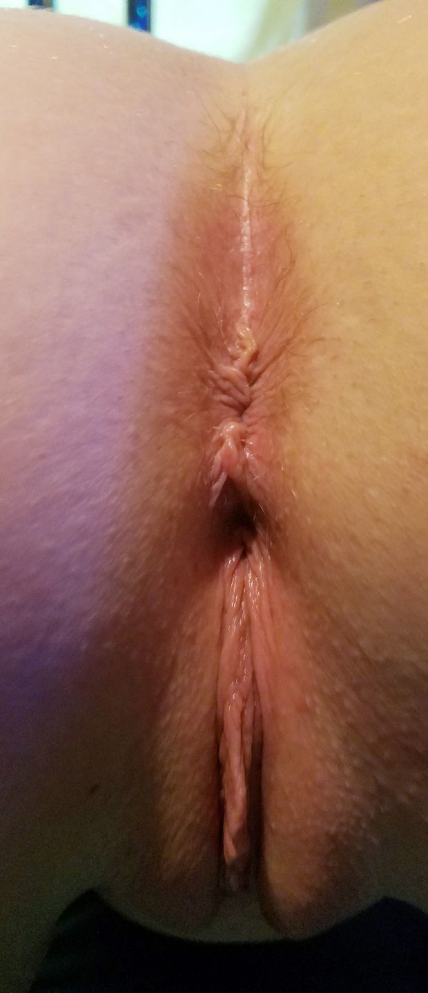 Wifes sexy ass doggystyle