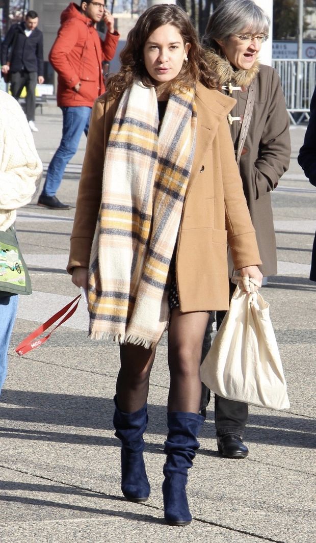 Candid pantyhose