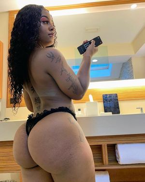 Change the channel booty