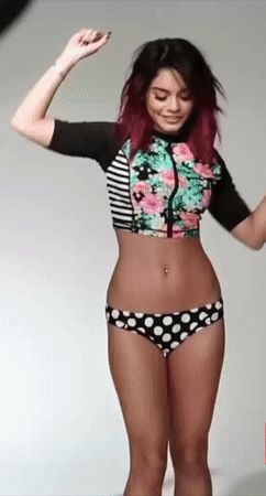 Vanessa Hudgens sexy