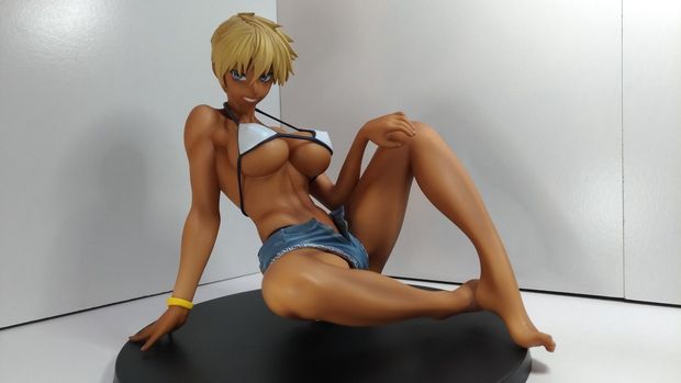 short hair hentai figure