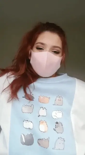 Incroyable big boobs redhead (reddit : nicolebun)