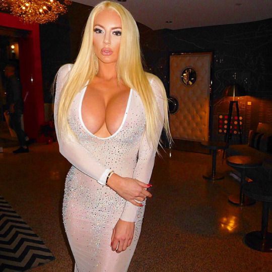 hot blonde bimbo