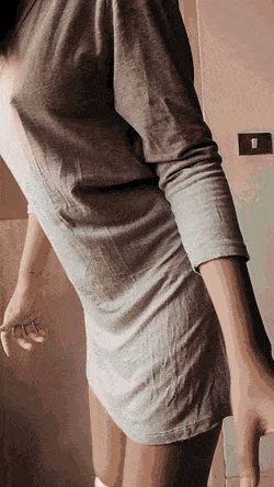 Cute Women Removes Her Panties