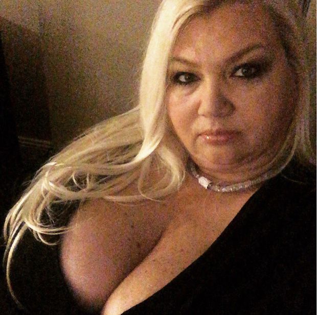 My sexy sugar momma in my 20’s- Queen Di