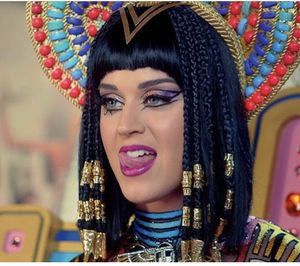 The queen chose a cock 10 inches long with a girth of 5 inches