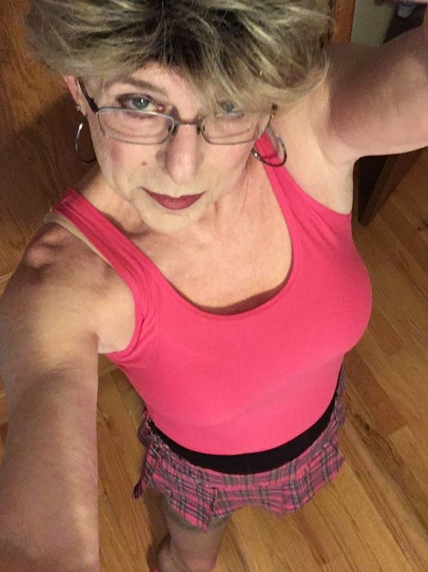 Mature sissy husband in chastity