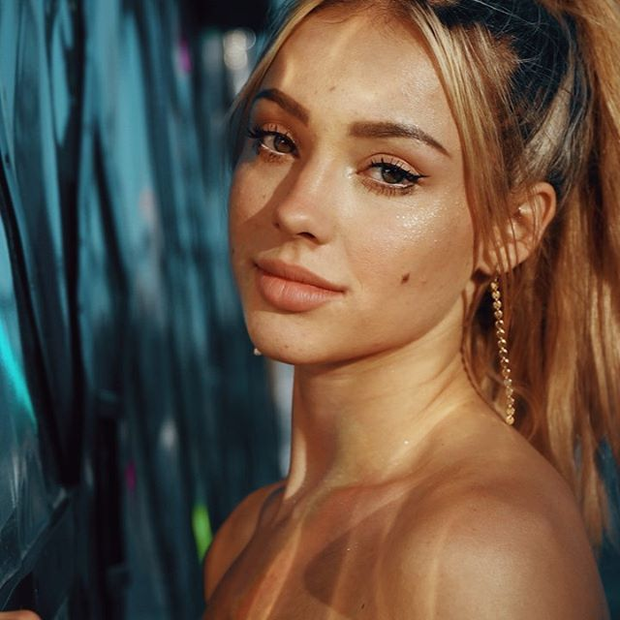 Perfect face to cum on