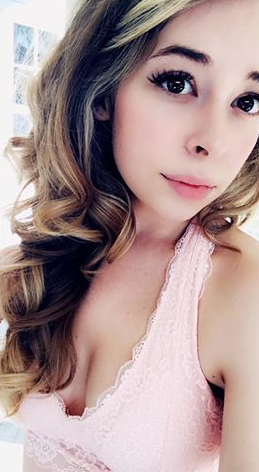 cute teen cleavage