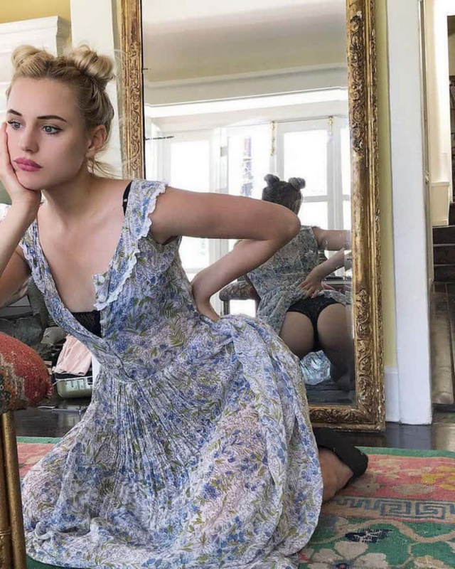 Gap in mirror