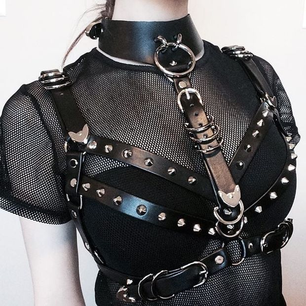 goth teen