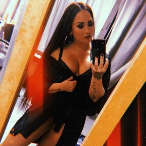 Demi lovato cleavage