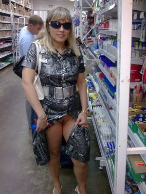 jerkingintraffic: Grocery Shopping 02