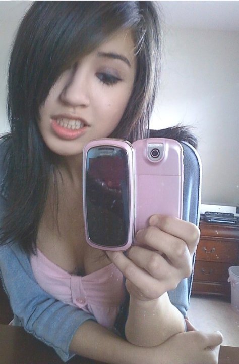 Pretty emo selfie