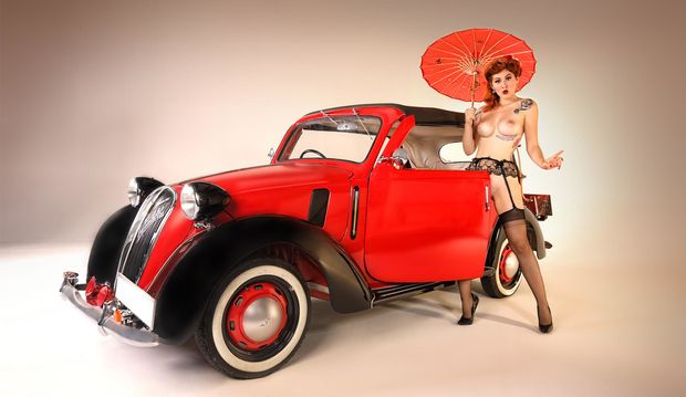 Pinup -Miss ladybug