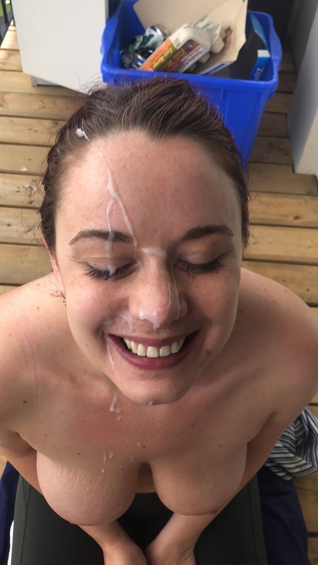 big smile, big tits, big facial