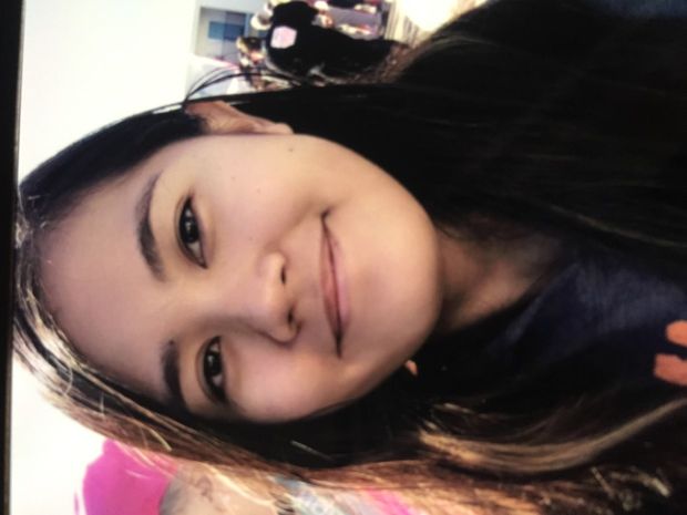 Asian teen selfie