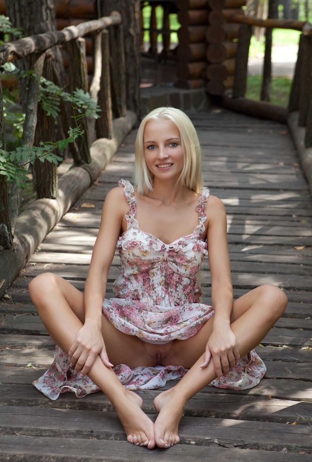 Upskirt