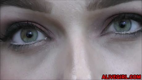 Raven Vamp-babe will drive U crazy, will drink Ur blood and sperm