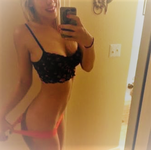 hot teen lingerie selfie