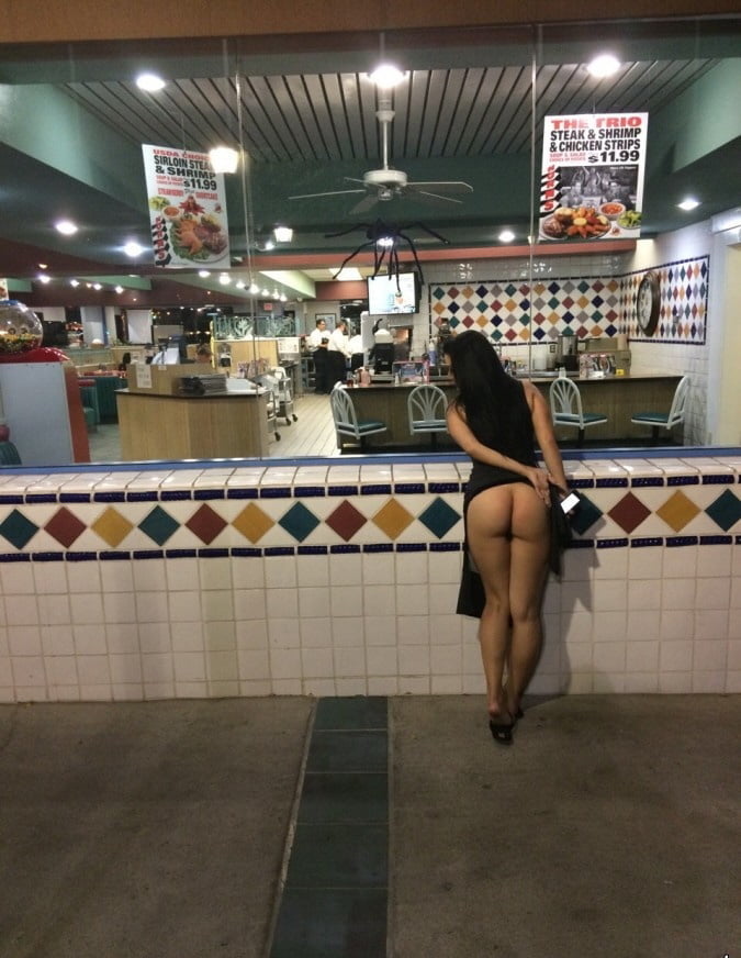 Fast food booty flash