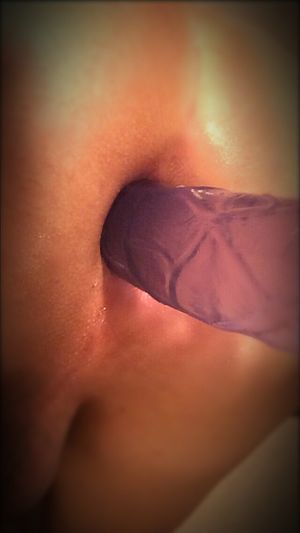 Big dildo in my ass