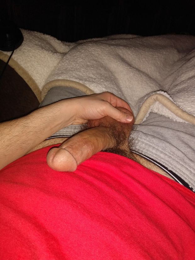 Hard dick for you to suck right here