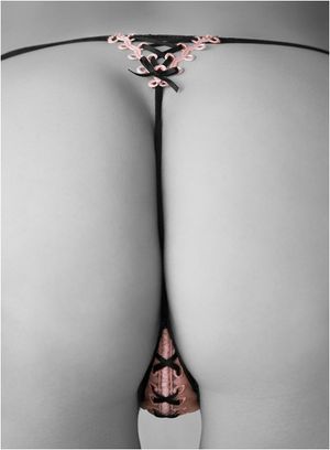 LoveThePorn: Artful B&W, but Colorful 05