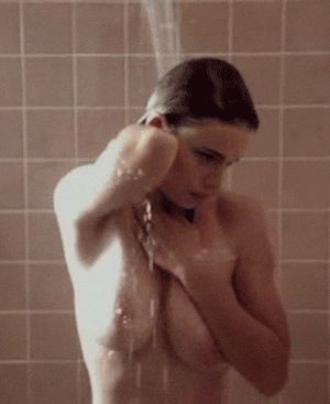 Shannon Whirry Naked In The Shower