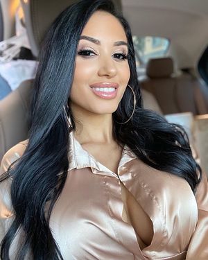 Amber Quinn Face of Art