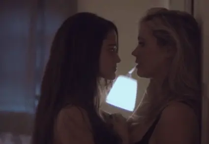 Kiss