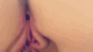 Sexy milf rubs pussy (close up) while giving head