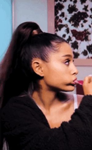Ariana Grande unknowingly using toothbrush like a cock