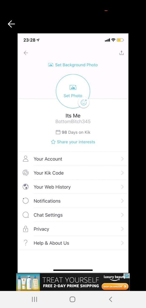 He says come flirt with me and I may spreed my ass whole wide for you daddy