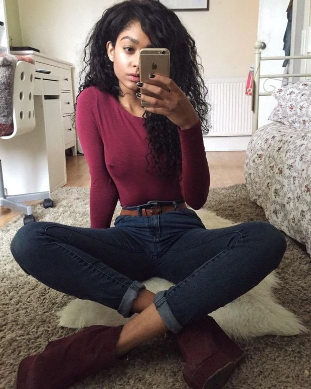 Teen selfie