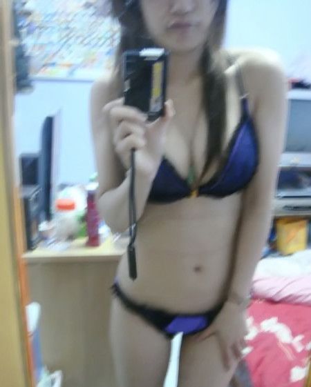 horny selfie