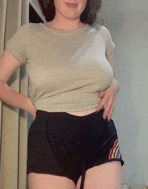 Big titties by u/moonshine2647