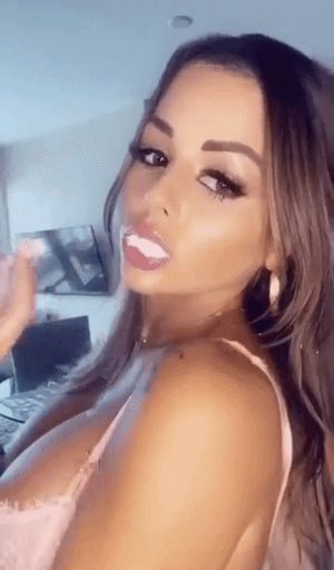 This is a fuckable teen