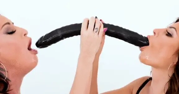 Adriana Chechik - Kissa Sins