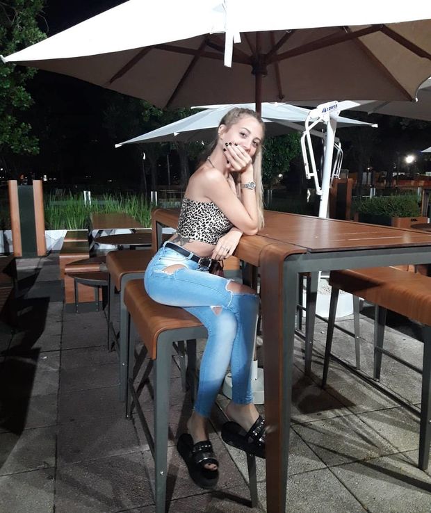 abriil_ferreyra