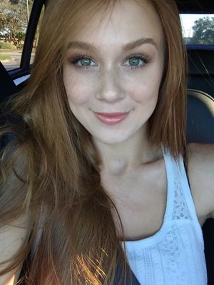 Leanna Decker