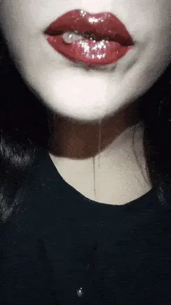 TB red lips 1