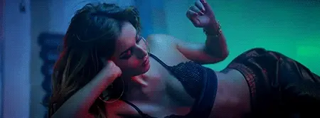 The beautiful Cheryl Cole twerking
