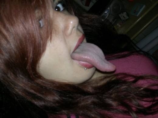 Fun dum tongue