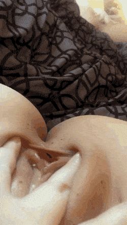 Close Up Teen Finger And Squirt